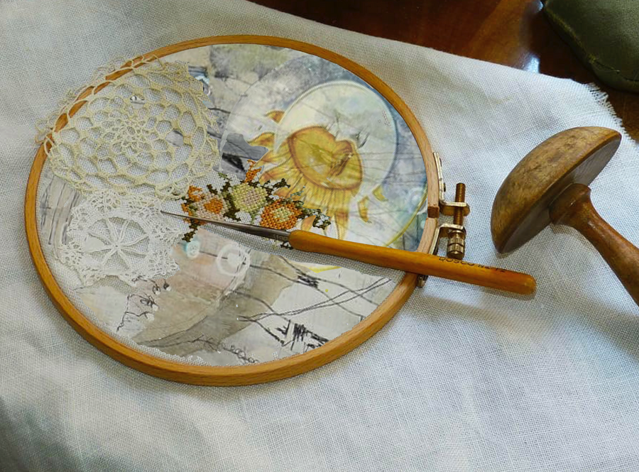 Embroidery Hoop Canvas Painting