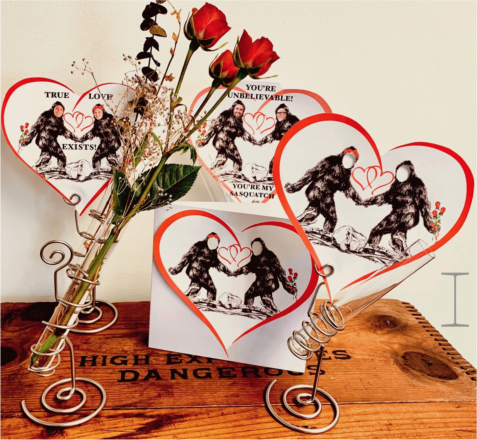 Hand wire-wrapped test tube bud vase stand with photo insert card